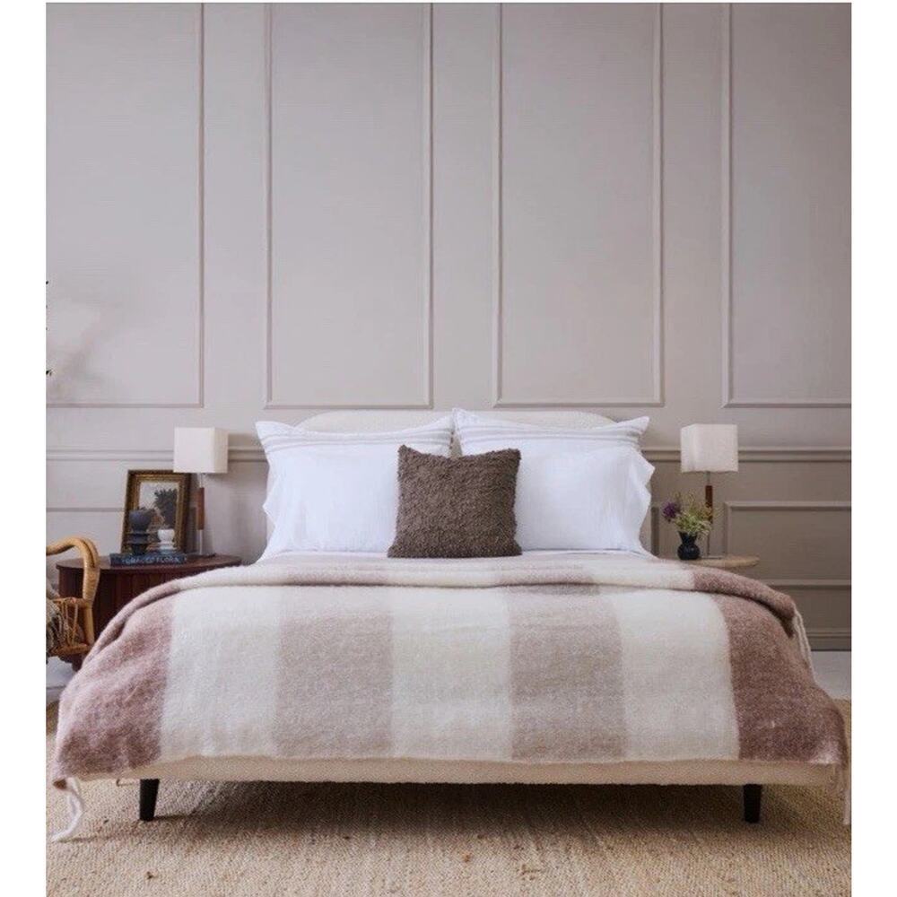 Pom Pom at Home Whistler Throw Blanket Natural NEW $98 NWT
